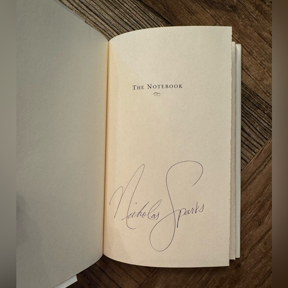 Autographed Copy The Notebook by Nicholas Sparks - Picture 4 of 5